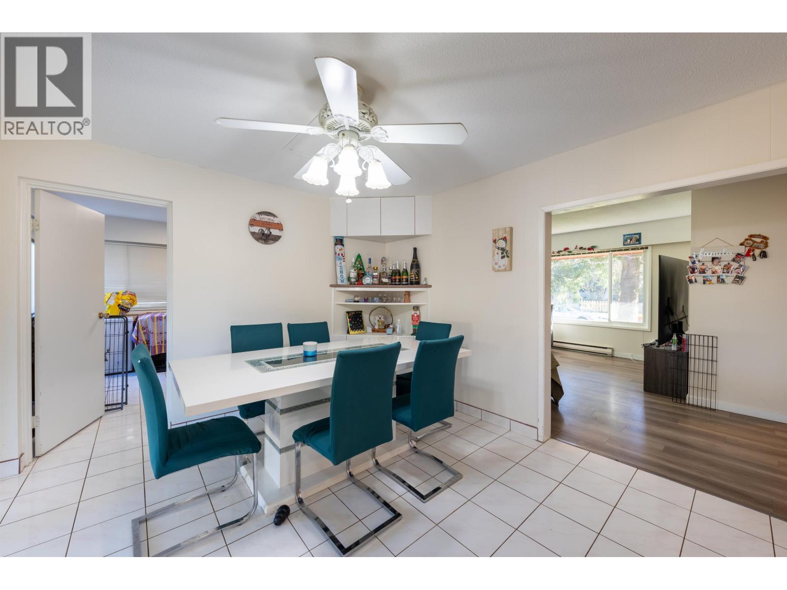 830 Irvine Street, Coquitlam, British Columbia  V3C 4C2 - Photo 10 - R3062710