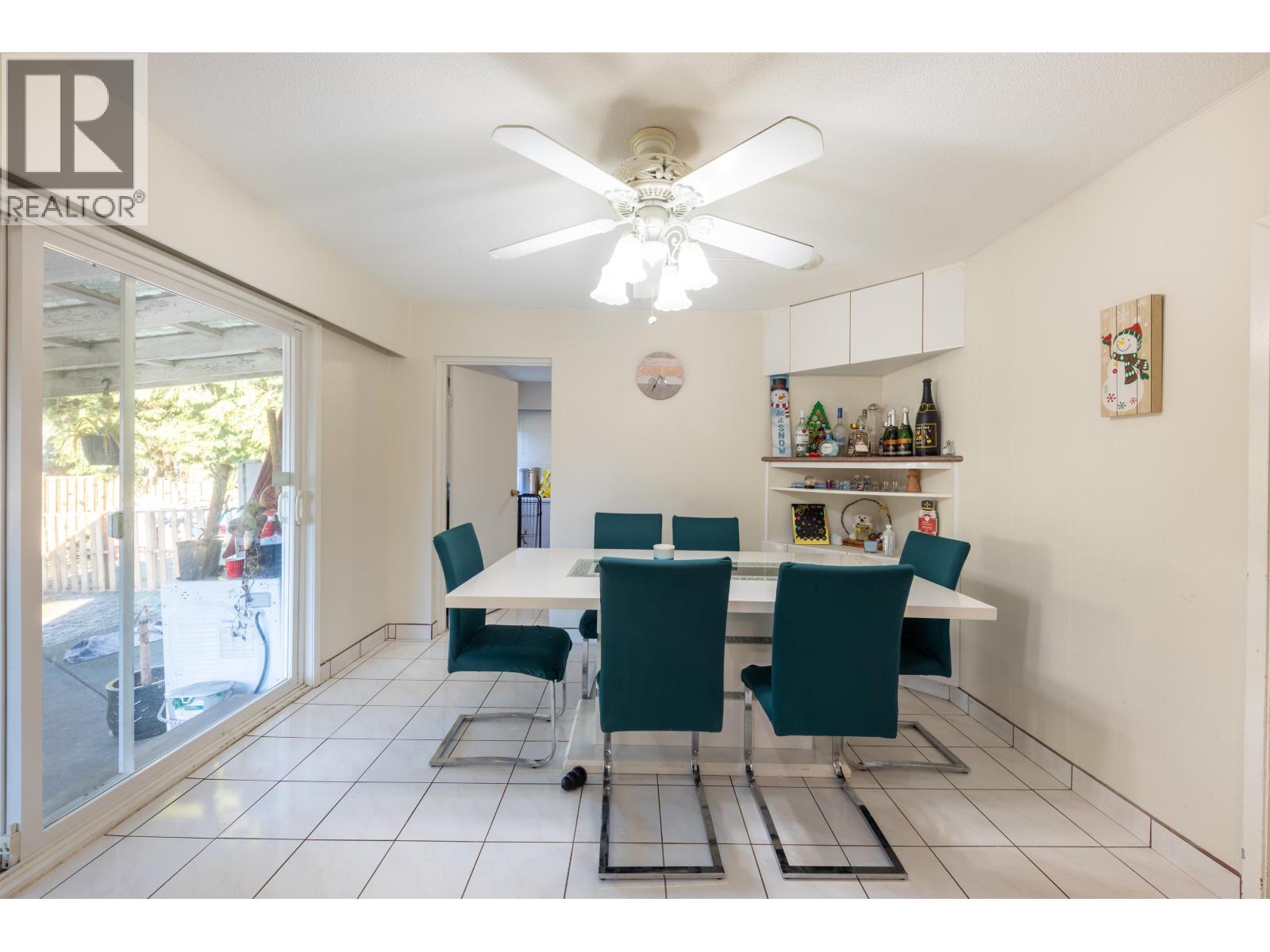 830 Irvine Street, Coquitlam, British Columbia  V3C 4C2 - Photo 14 - R3062710