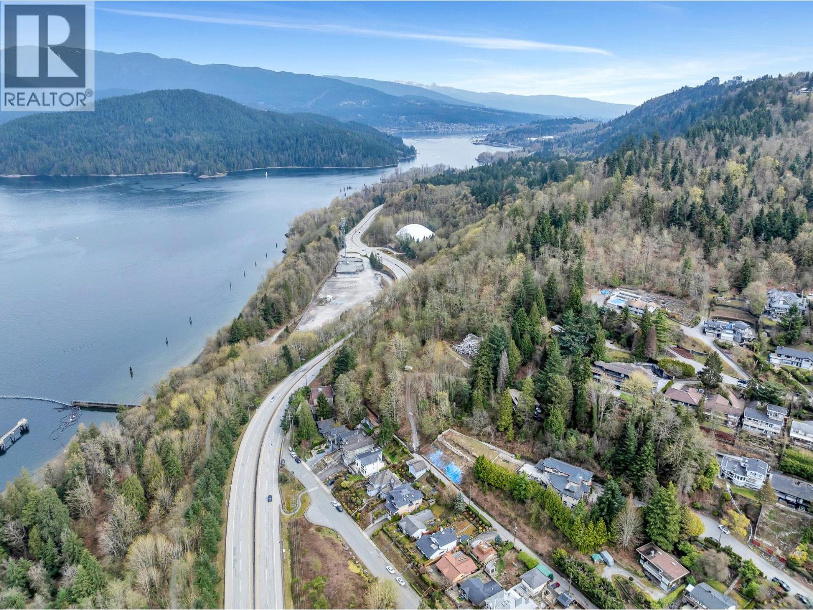 7235 7356 Bayview & Braeside Drive, Burnaby, British Columbia  V5A 4T3 - Photo 12 - C8073400