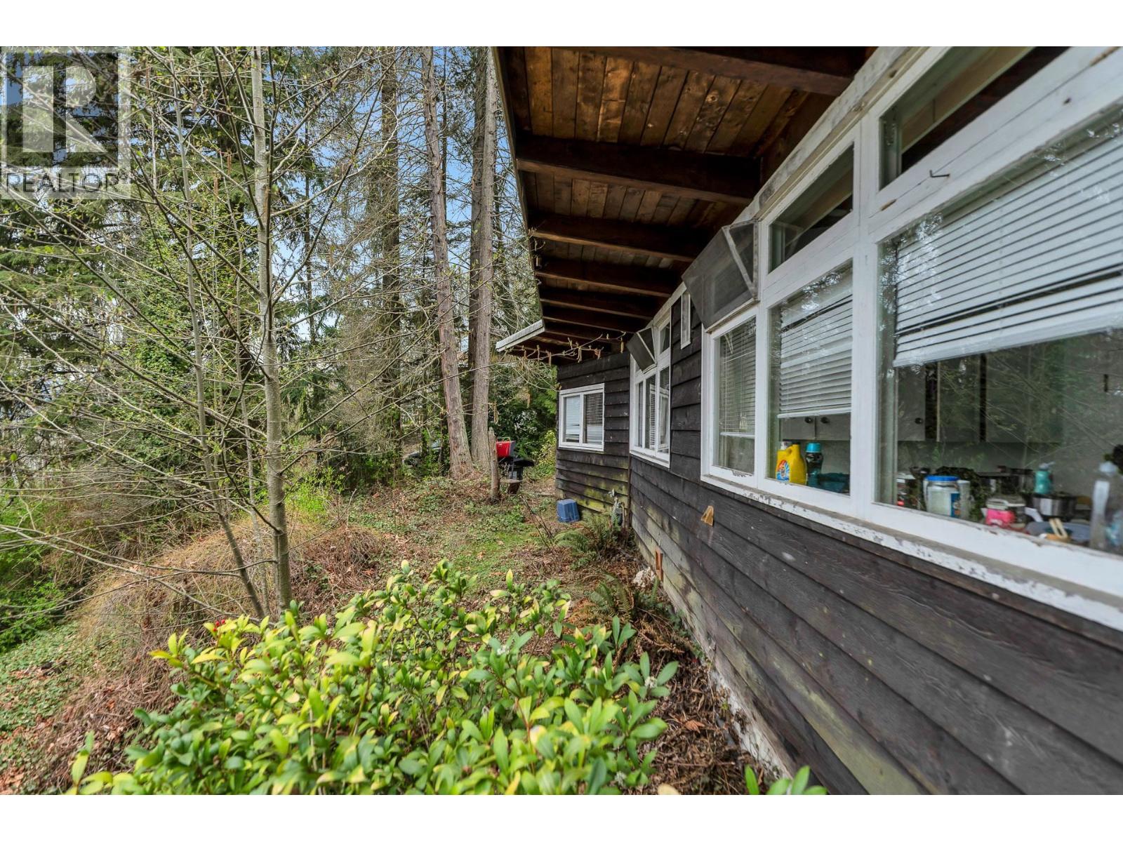 7235 7356 Bayview & Braeside Drive, Burnaby, British Columbia  V5A 4T3 - Photo 29 - C8073400