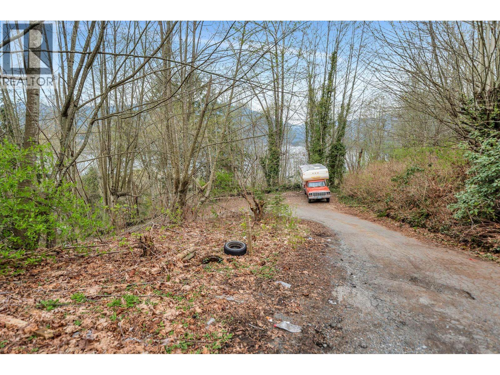 7235 7356 Bayview & Braeside Drive, Burnaby, British Columbia  V5A 4T3 - Photo 35 - C8073400