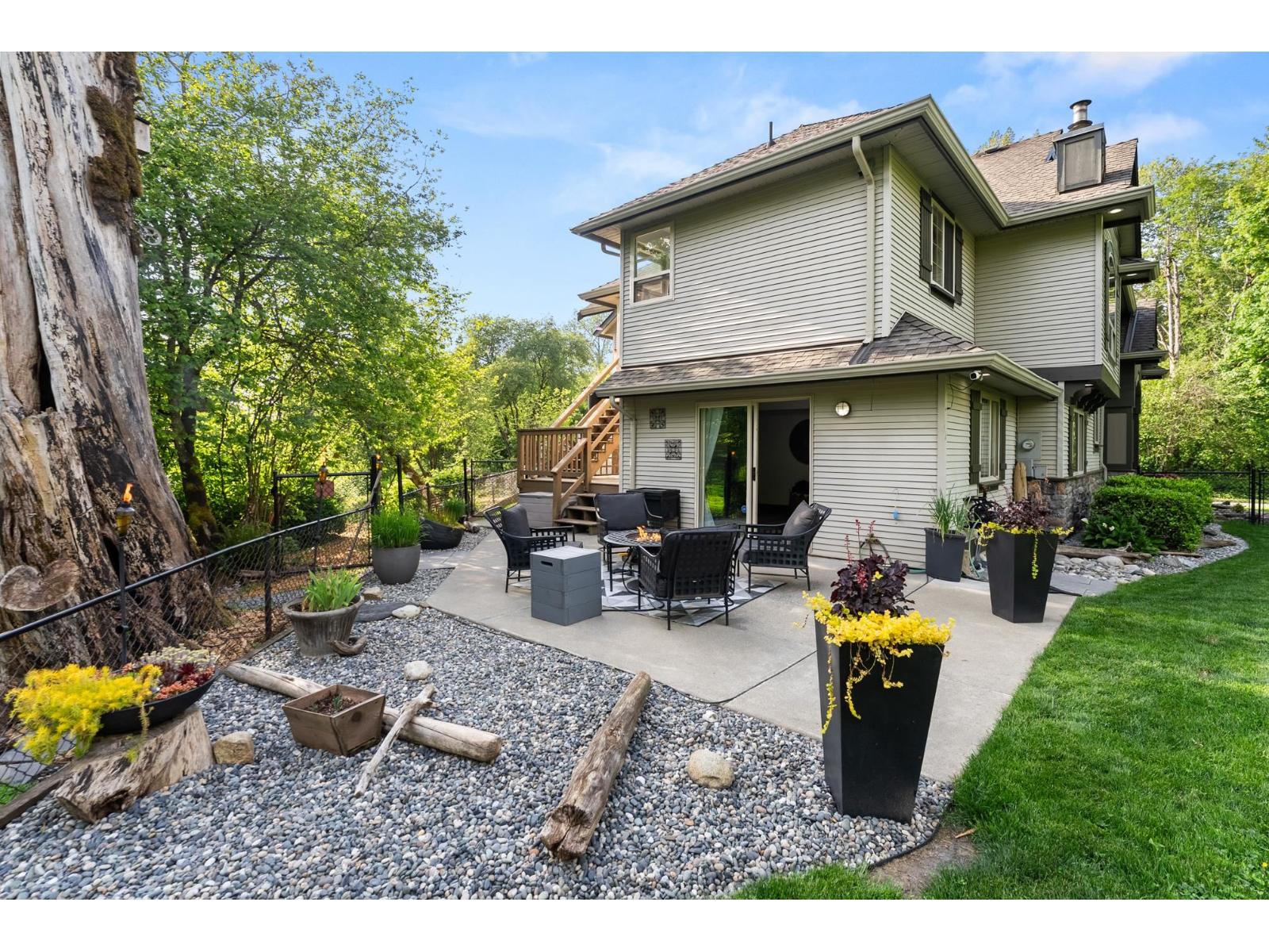 9773 208 Street, Langley, British Columbia  V1M 3Y3 - Photo 35 - R3062523