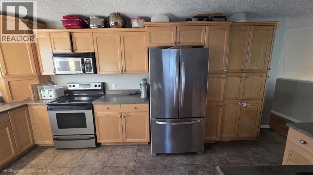 Property at 10905 91 Street image 4