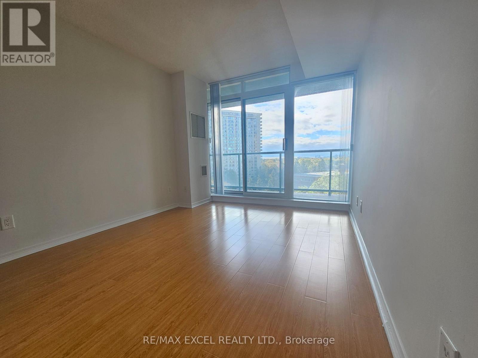 606 - 5500 Yonge Street, Toronto, Ontario  M2N 7L1 - Photo 2 - C12429127