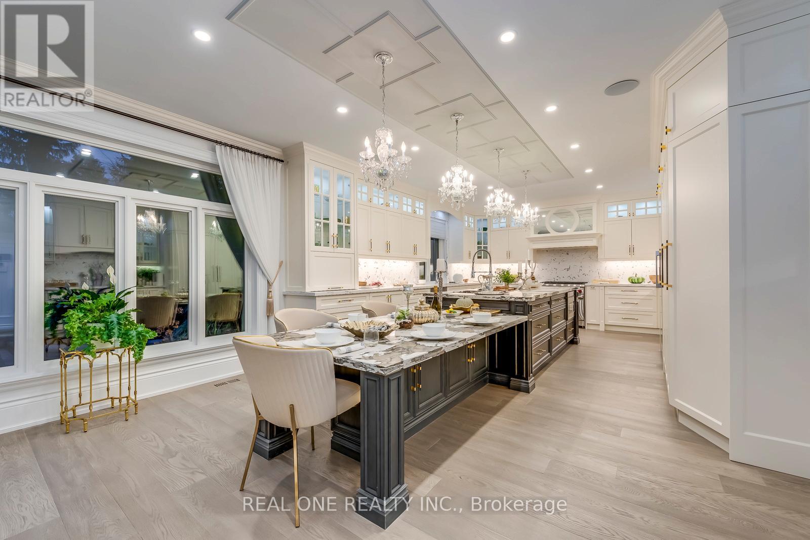 431 Fourth Line, Oakville, Ontario  L6L 5A5 - Photo 11 - W12481768