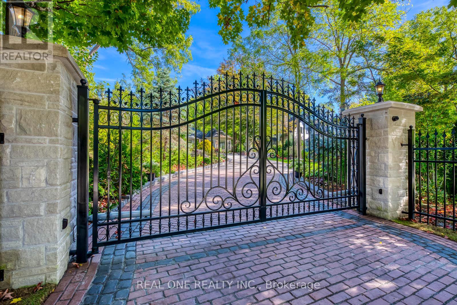 431 Fourth Line, Oakville, Ontario  L6L 5A5 - Photo 39 - W12481768