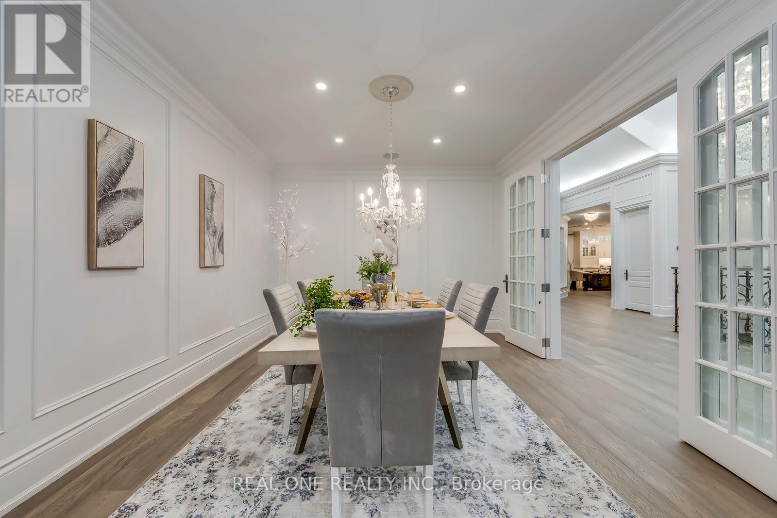 431 Fourth Line, Oakville, Ontario  L6L 5A5 - Photo 6 - W12481768