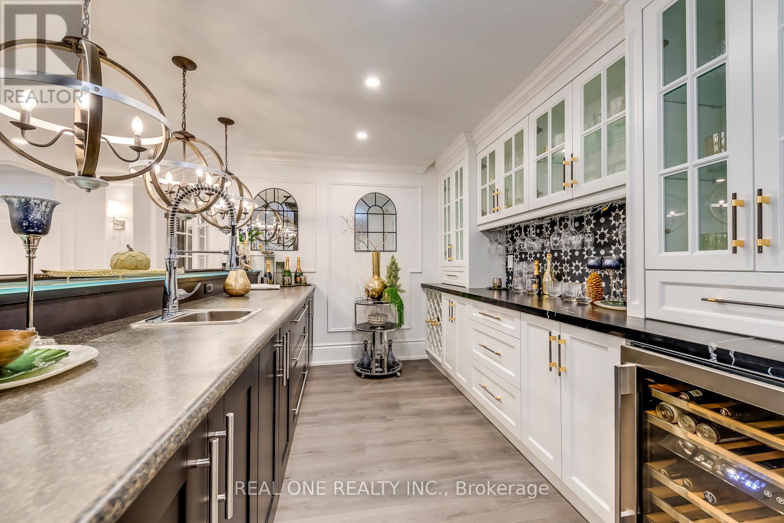 431 Fourth Line, Oakville, Ontario  L6L 5A5 - Photo 25 - W12481768