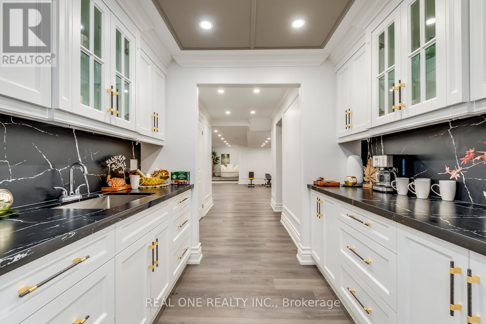 431 Fourth Line, Oakville, Ontario  L6L 5A5 - Photo 30 - W12481768