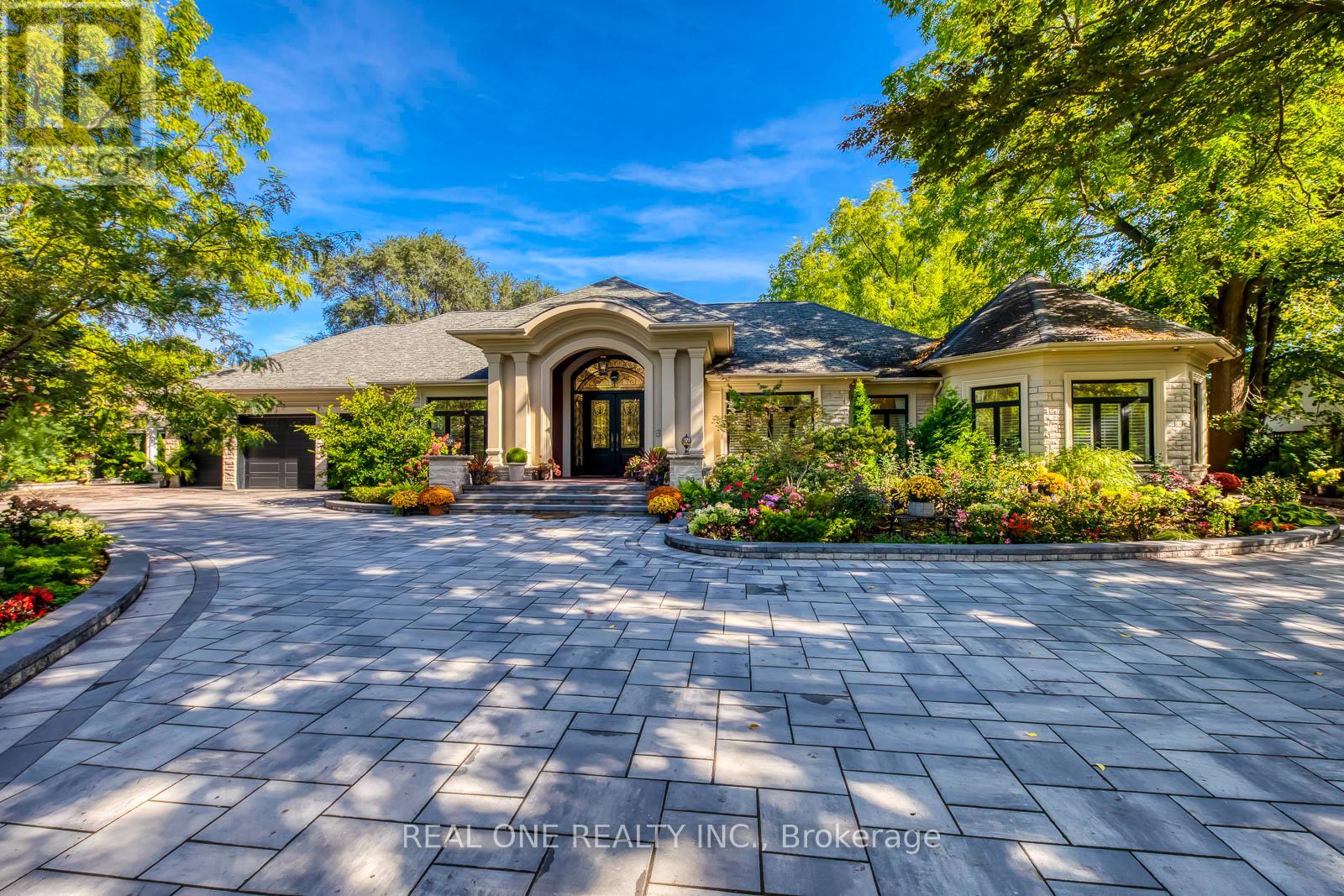 431 Fourth Line, Oakville, Ontario  L6L 5A5 - Photo 41 - W12481768