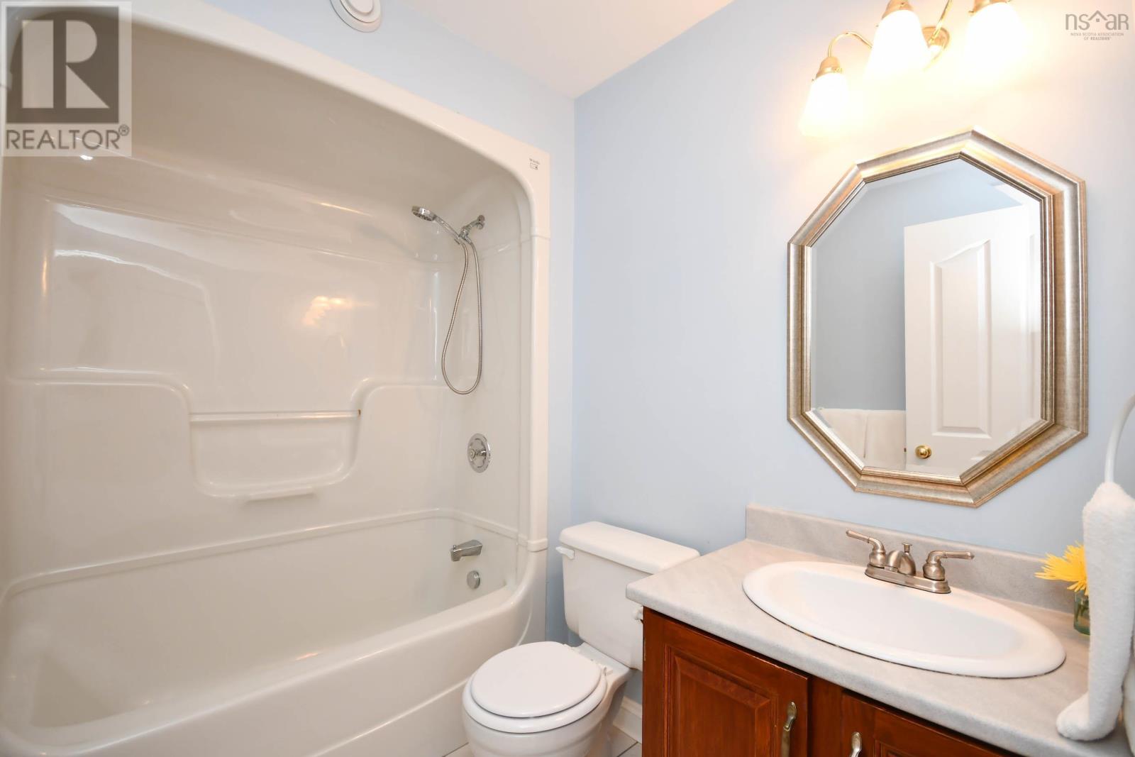 70 Portland Estates Boulevard, Dartmouth, Nova Scotia  B2W 6E5 - Photo 10 - 202526286