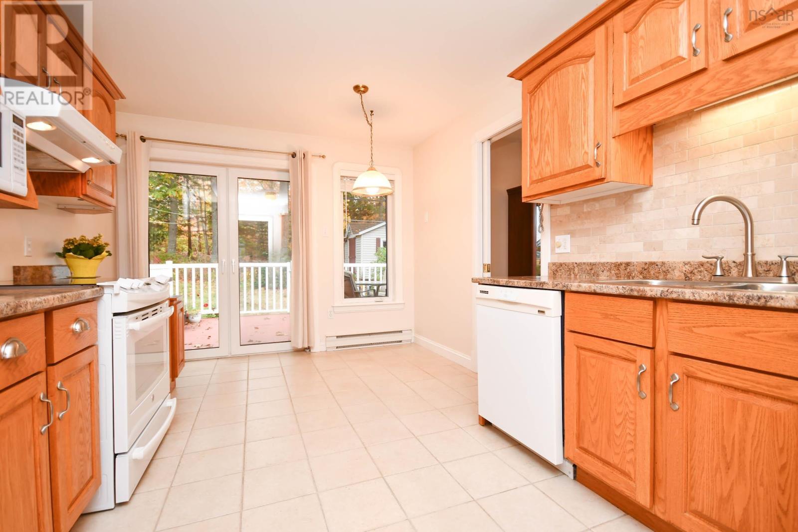 70 Portland Estates Boulevard, Dartmouth, Nova Scotia  B2W 6E5 - Photo 7 - 202526286