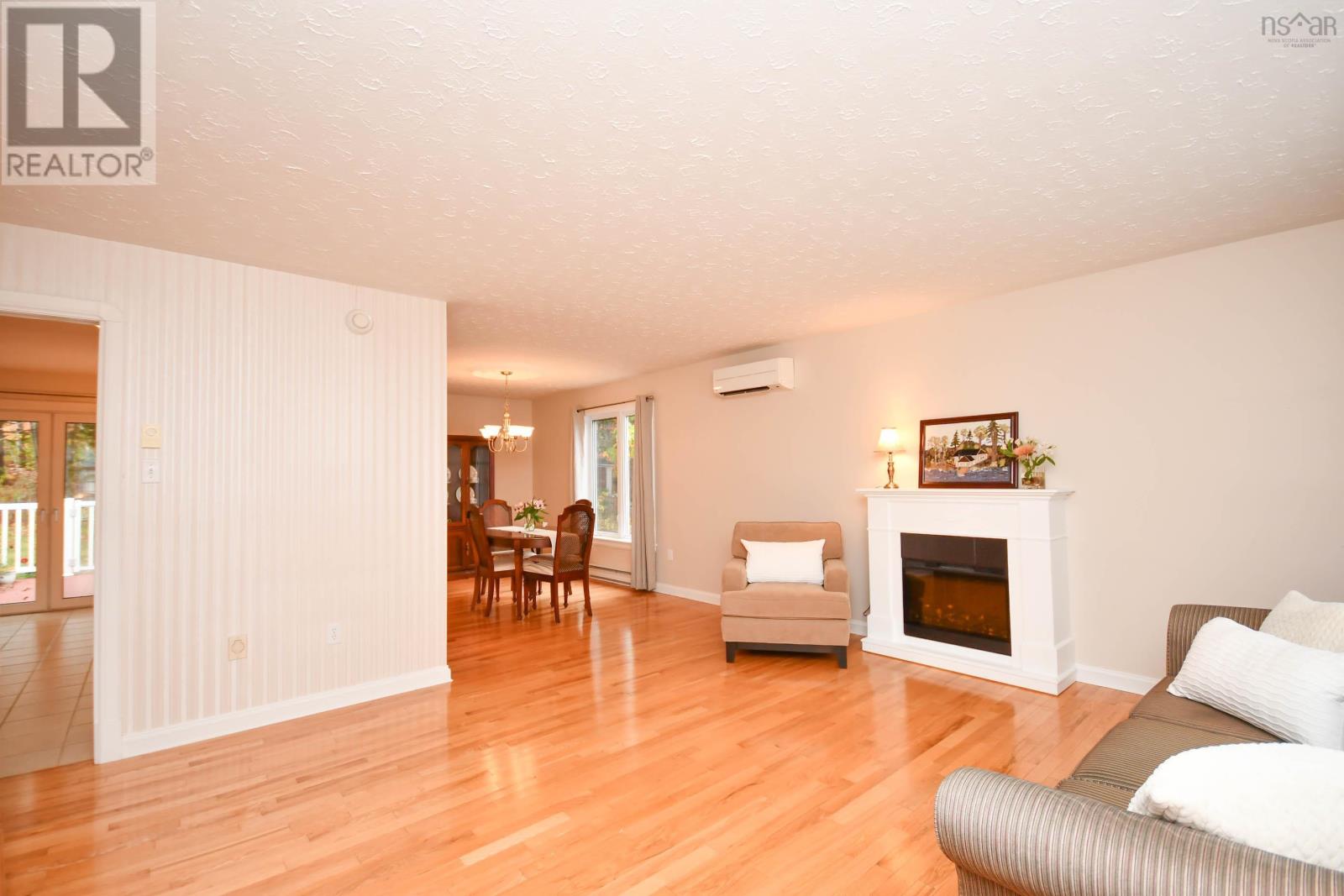 70 Portland Estates Boulevard, Dartmouth, Nova Scotia  B2W 6E5 - Photo 3 - 202526286