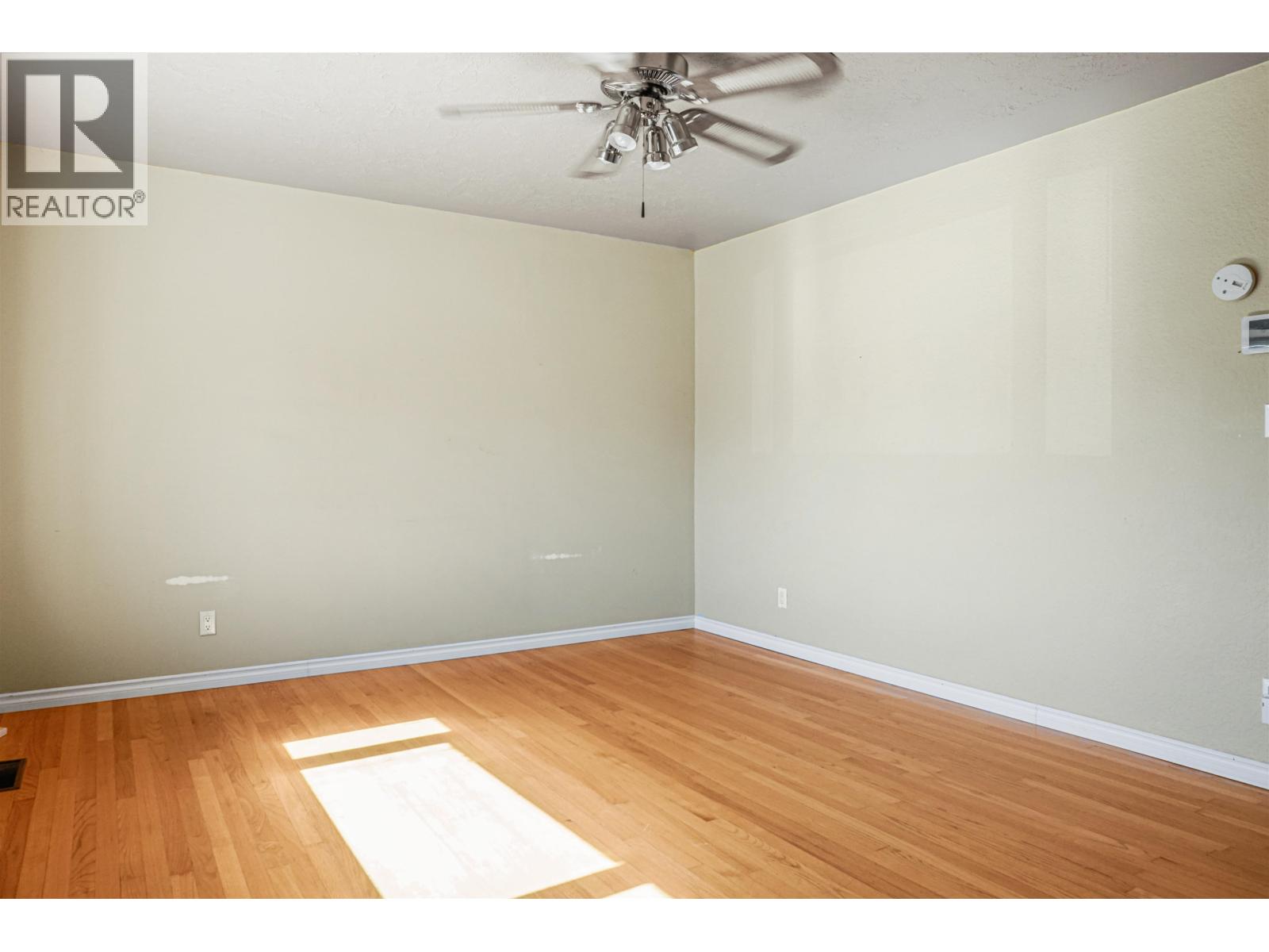 21 White Street, Kitimat, British Columbia  V8C 1H9 - Photo 5 - R3062541