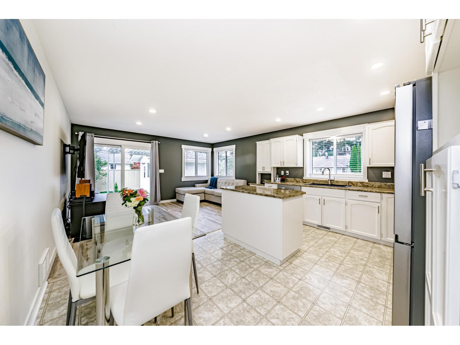 45169 Cumberland Avenue, Sardis South, Chilliwack, British Columbia  V2R 3E5 - Photo 15 - R3062281