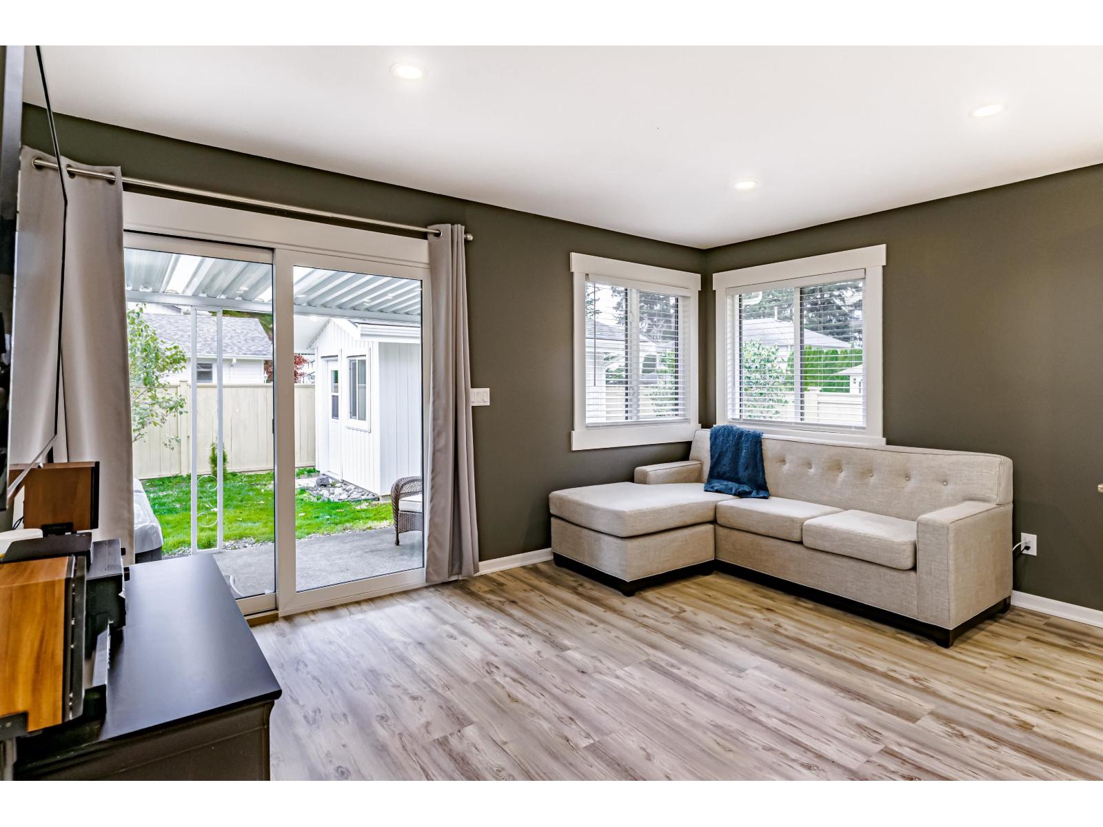 45169 Cumberland Avenue, Sardis South, Chilliwack, British Columbia  V2R 3E5 - Photo 11 - R3062281