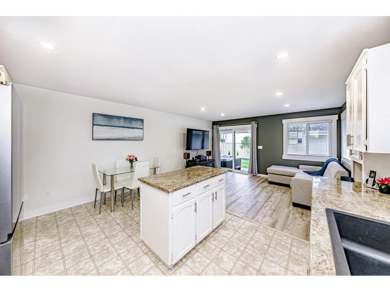 45169 Cumberland Avenue, Sardis South, Chilliwack, British Columbia  V2R 3E5 - Photo 17 - R3062281