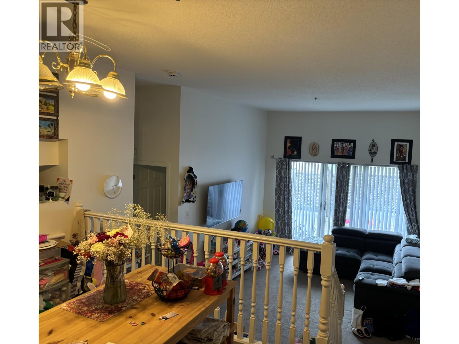 202 7011 BLUNDELL ROAD, Richmond, British Columbia