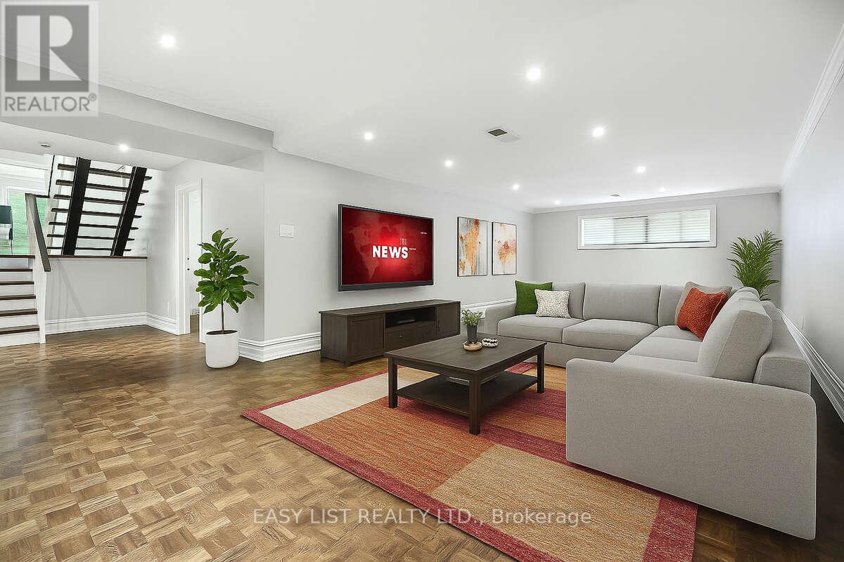 17 Denmark Crescent, Toronto, Ontario  M2R 1J3 - Photo 16 - C12486673