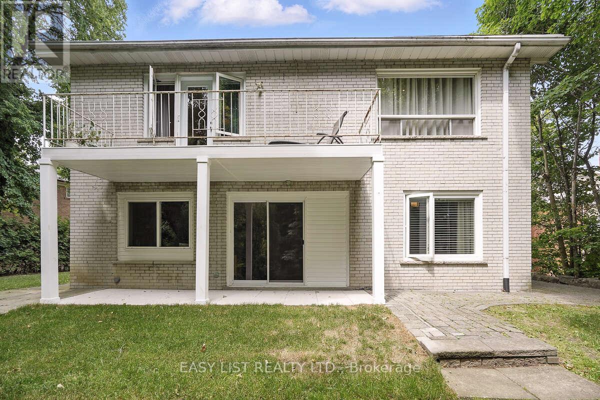 17 Denmark Crescent, Toronto, Ontario  M2R 1J3 - Photo 18 - C12486673