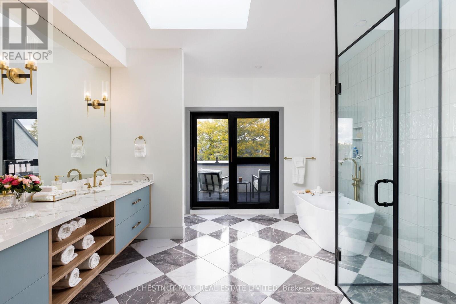 269 Euclid Avenue, Toronto, Ontario  M6J 2K1 - Photo 23 - C12486694