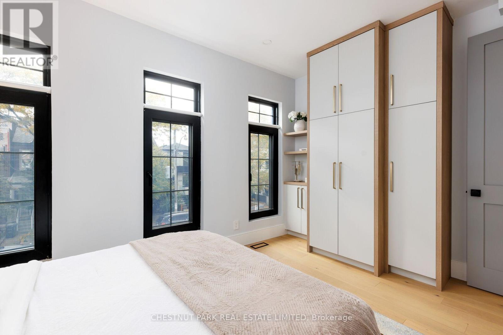 269 Euclid Avenue, Toronto, Ontario  M6J 2K1 - Photo 32 - C12486694