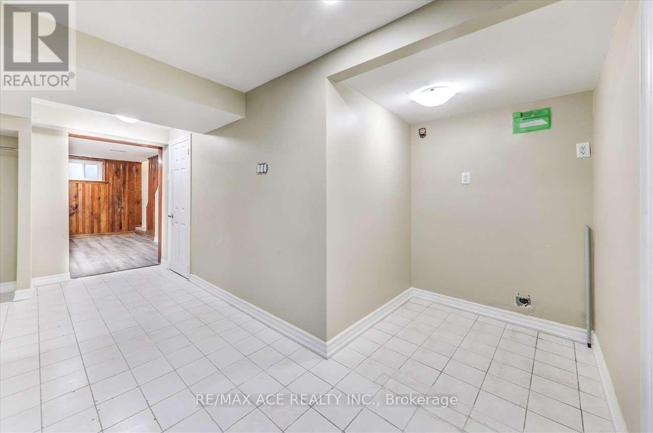 Bsmt - 50 Gully Drive, Toronto, Ontario  M1K 4W4 - Photo 8 - E12486660