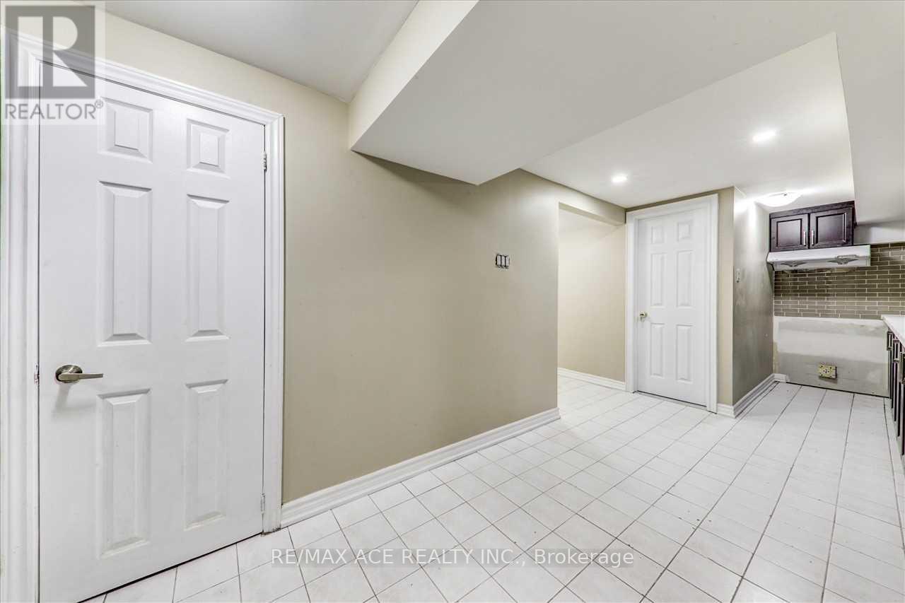 Bsmt - 50 Gully Drive, Toronto, Ontario  M1K 4W4 - Photo 9 - E12486660