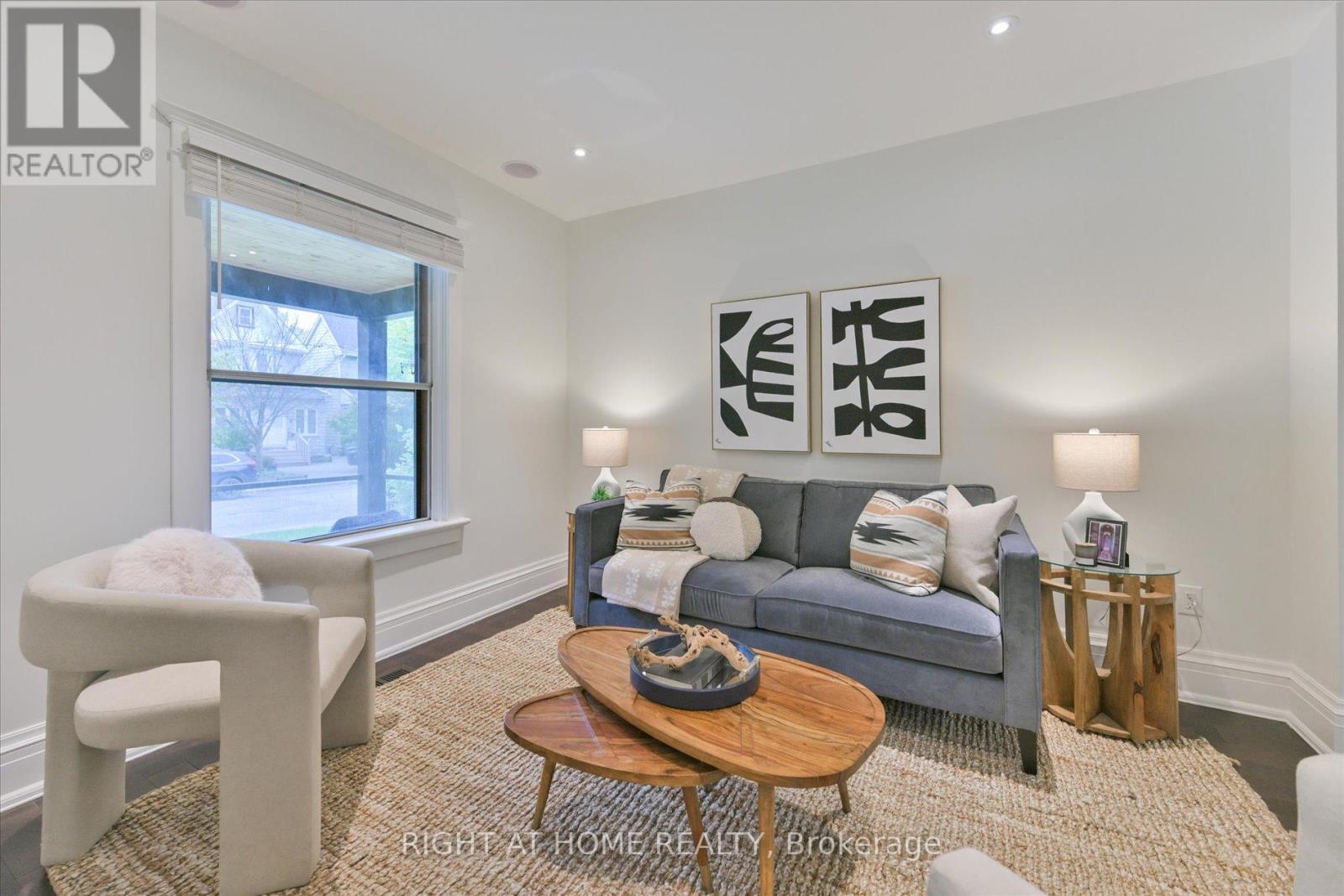 28 Baltic Avenue, Toronto, Ontario  M4J 1S2 - Photo 8 - E12486685