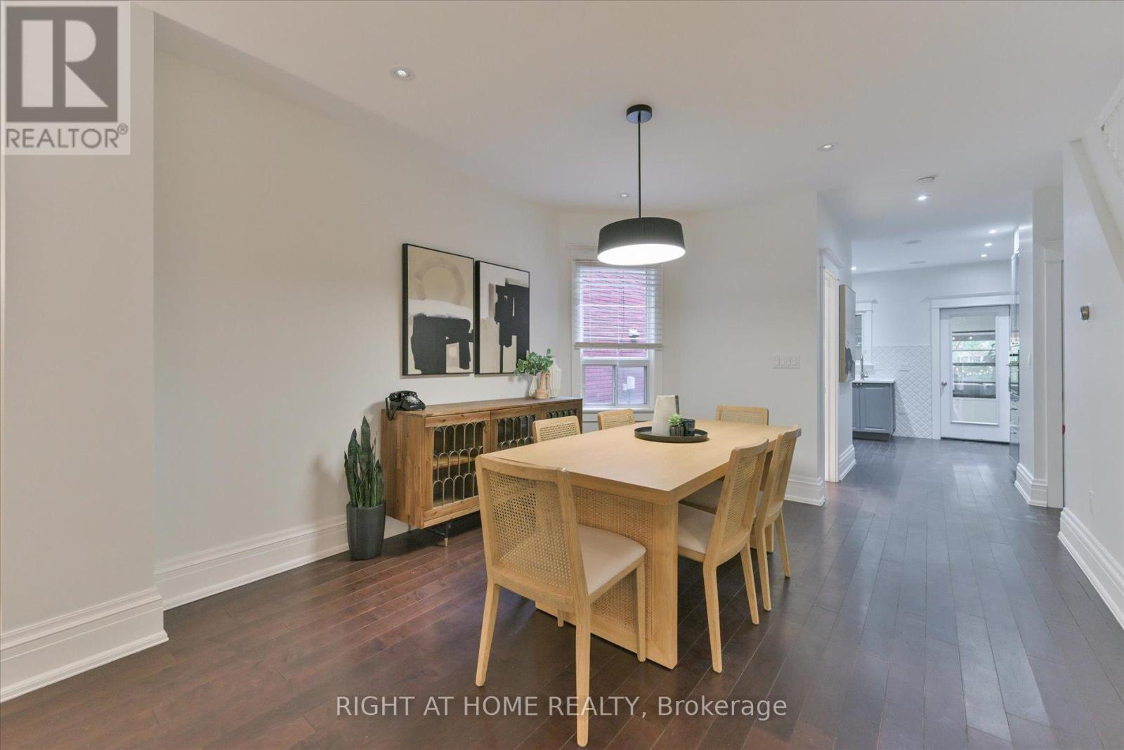 28 Baltic Avenue, Toronto, Ontario  M4J 1S2 - Photo 9 - E12486685