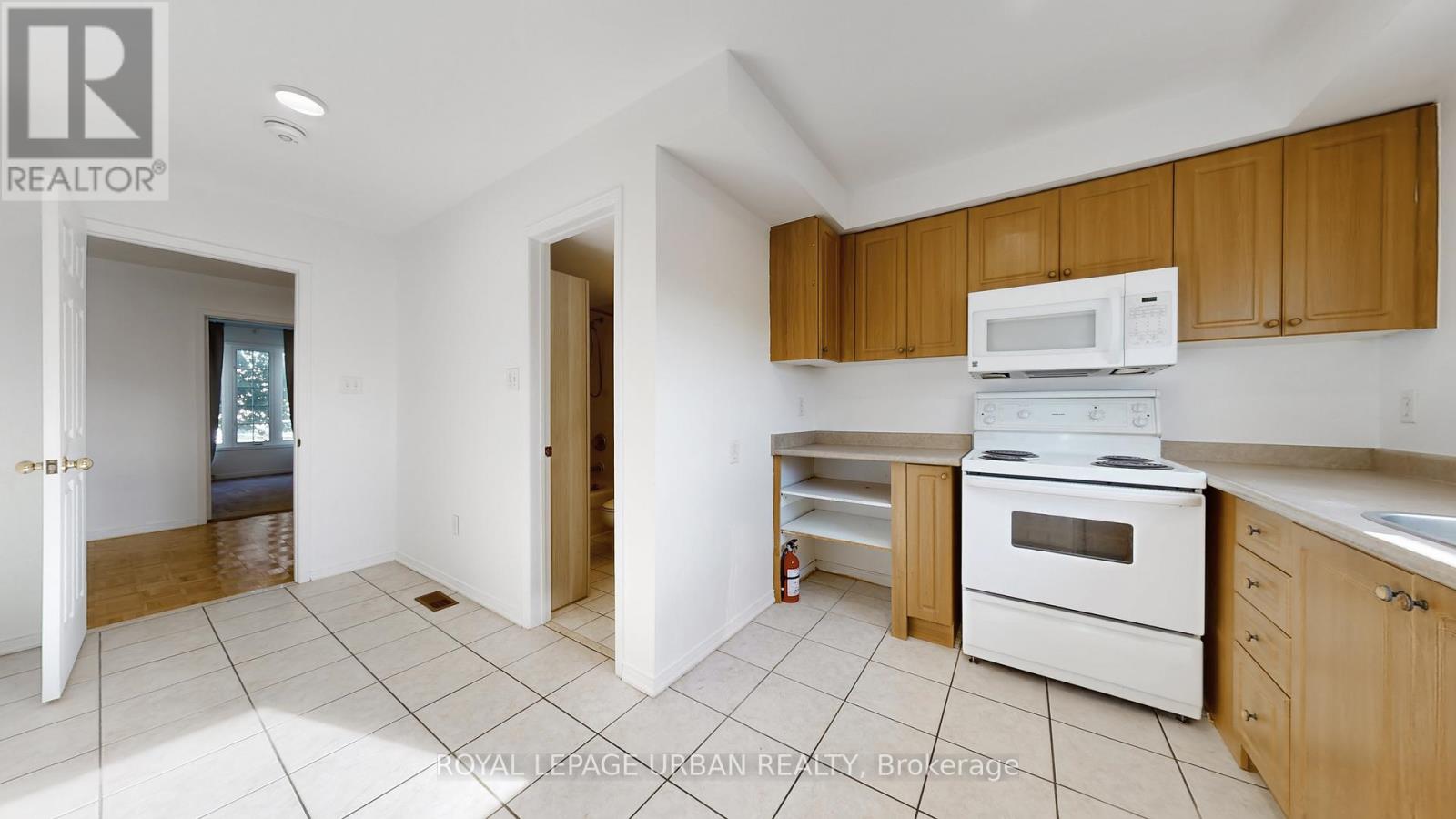 Main Level - 4651c Kingston Road, Toronto, Ontario  M1E 2P8 - Photo 6 - E12486692