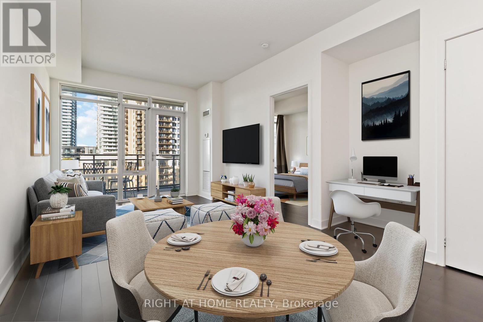 907 - 365 Prince Of Wales Drive, Mississauga, Ontario  L5B 0G6 - Photo 4 - W12463440