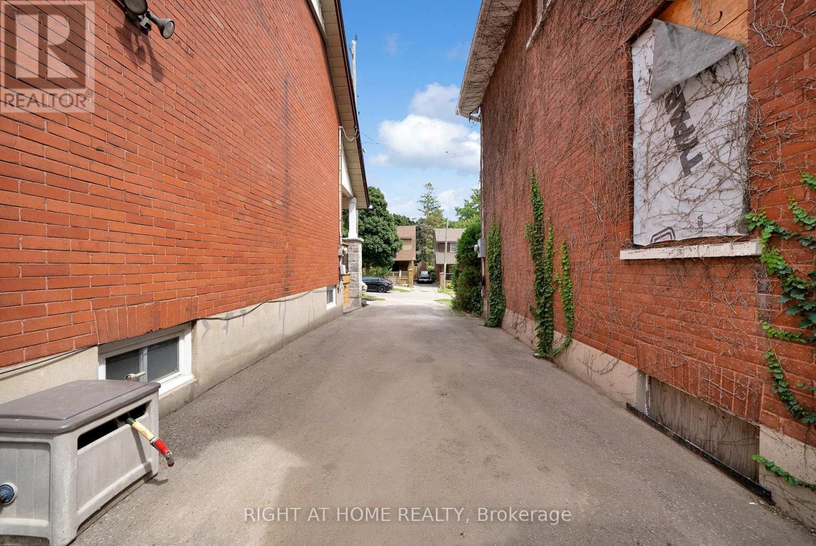 84 Oshawa Boulevard N, Oshawa, Ontario L1G 5V6 - Photo 42 - E12486715