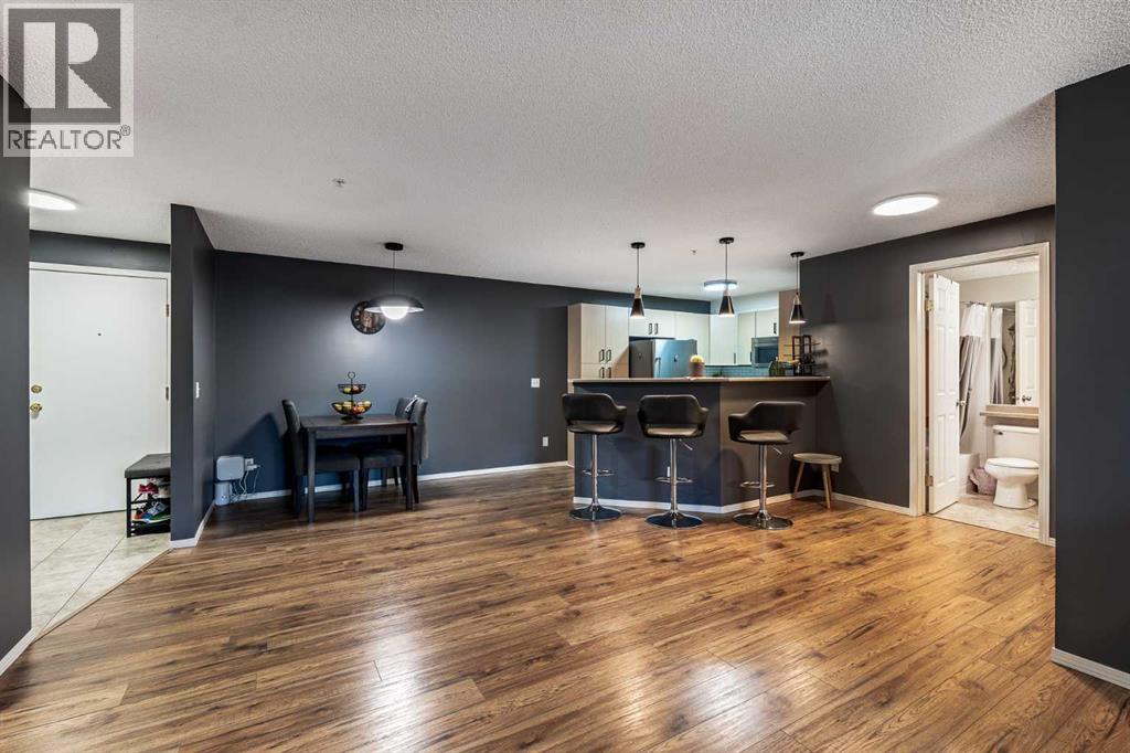 8213, 304 Mackenzie Way Sw, Airdrie, Alberta  T4B 3H8 - Photo 7 - A2242672