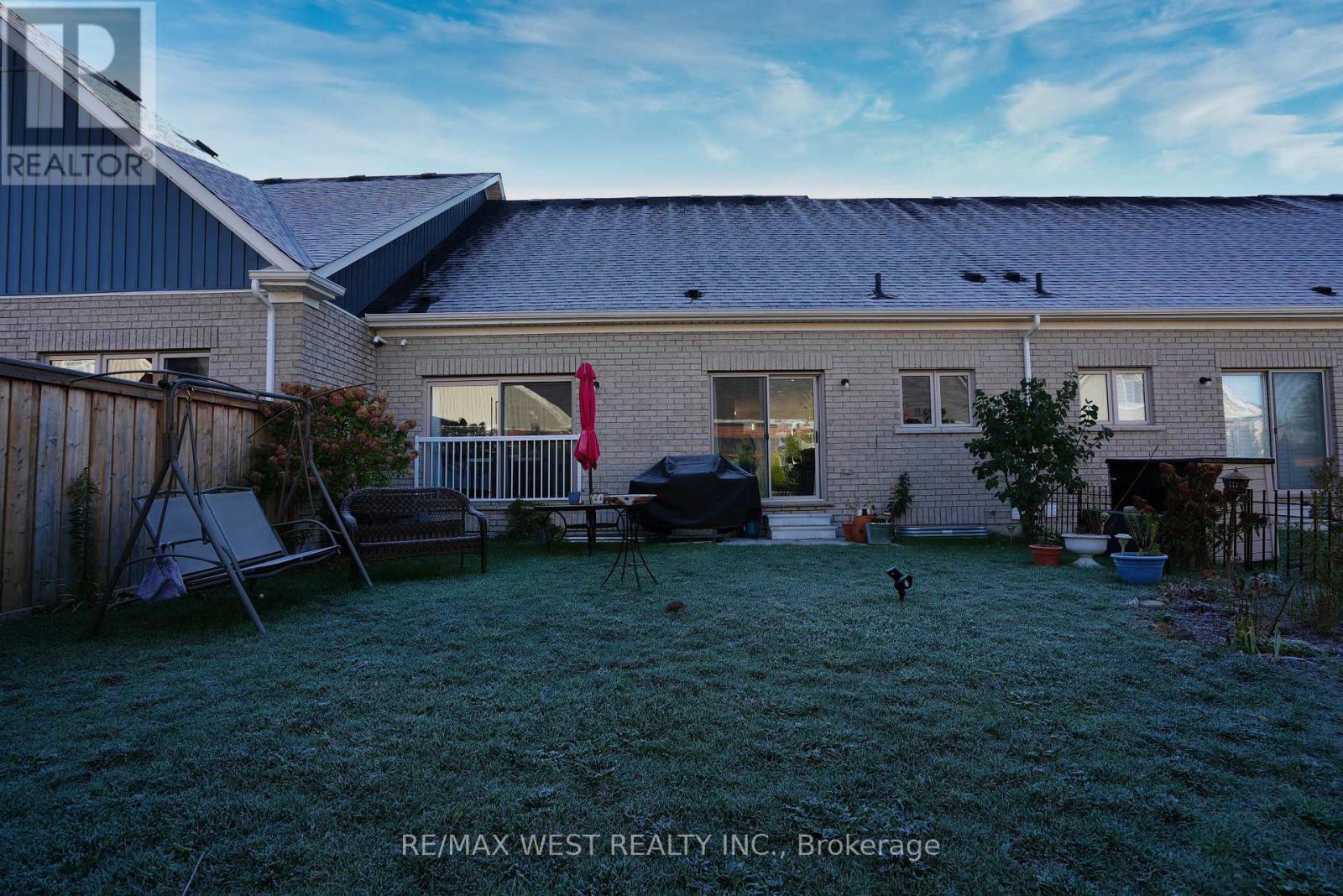 22 Bianca Crescent, Wasaga Beach, Ontario  L9Z 0H7 - Photo 11 - S12486681