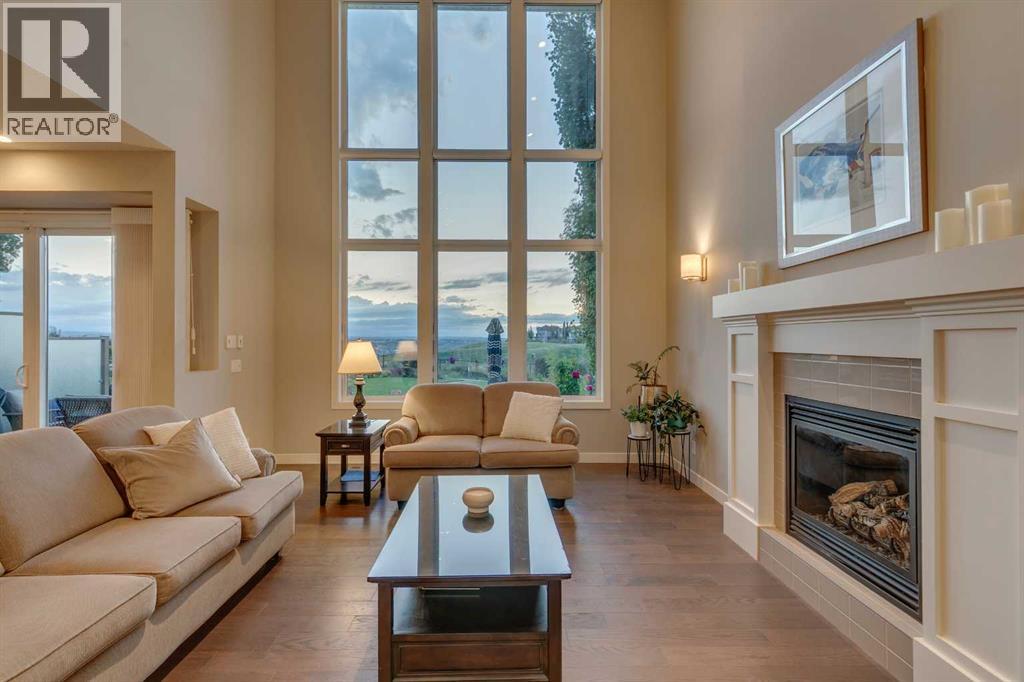 101 Cranarch Common Se, Calgary, Alberta  T3M 1M1 - Photo 6 - A2250147