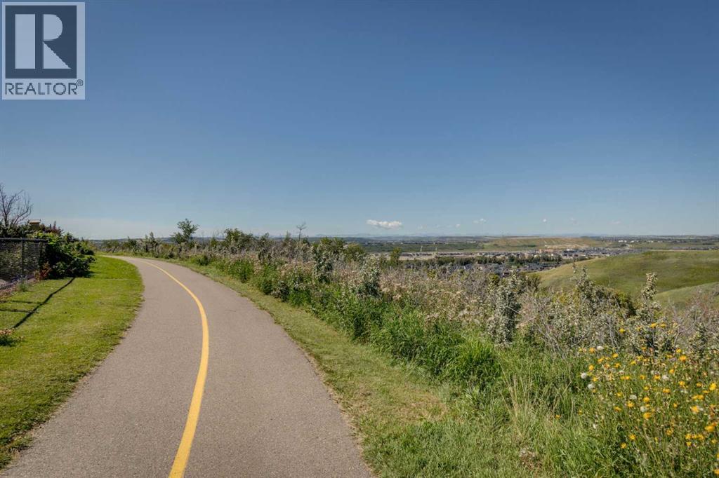 101 Cranarch Common Se, Calgary, Alberta  T3M 1M1 - Photo 44 - A2250147