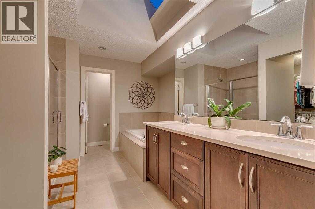 101 Cranarch Common Se, Calgary, Alberta  T3M 1M1 - Photo 21 - A2250147