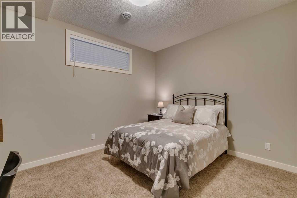 101 Cranarch Common Se, Calgary, Alberta  T3M 1M1 - Photo 33 - A2250147