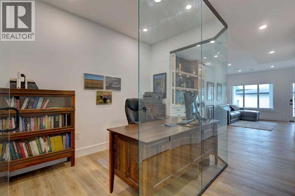 2420 30 Avenue Sw, Calgary, Alberta  T2T 1R9 - Photo 29 - A2254324