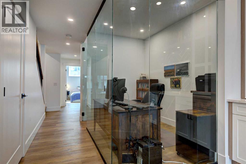 2420 30 Avenue Sw, Calgary, Alberta  T2T 1R9 - Photo 30 - A2254324