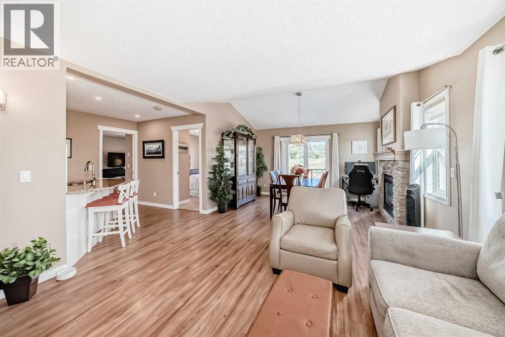 704, 39 Hidden Creek Place Nw, Calgary, Alberta  T3A 6B9 - Photo 9 - A2260445