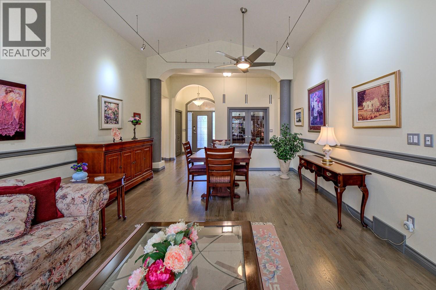 4008 Gallaghers Terrace, Kelowna, British Columbia  V1W 3Z8 - Photo 15 - 10366983