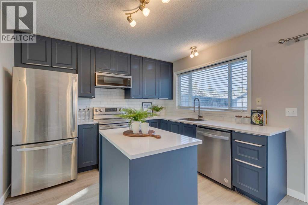 206 Elgin Place Se, Calgary, Alberta  T2Z 4V8 - Photo 9 - A2266595