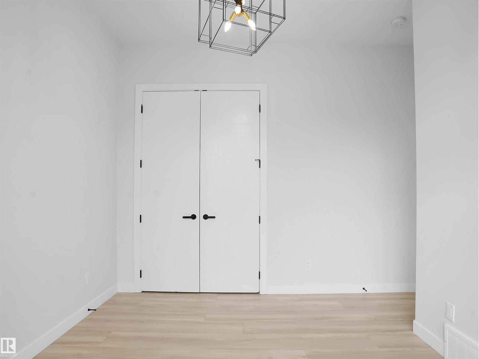 6724 Crawford Wy Sw, Edmonton, Alberta  T6W 1A6 - Photo 14 - E4463815