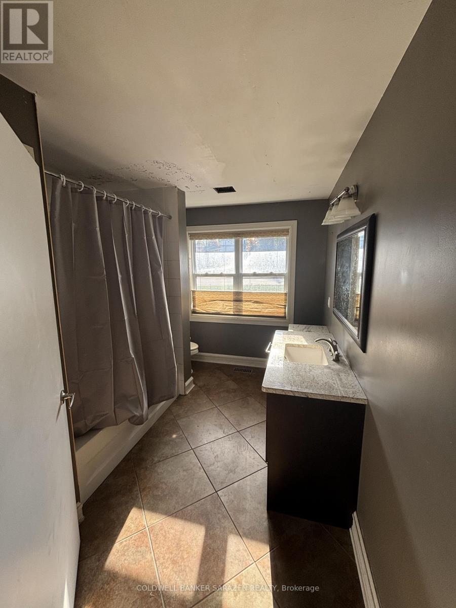 5497 Manotick Main Street, Ottawa, Ontario  K4M 0E2 - Photo 7 - X12486712