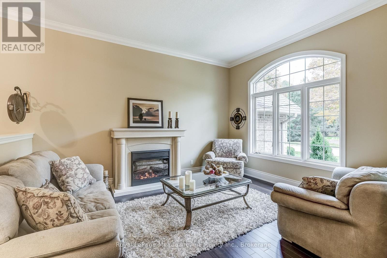 18 Parkshore Place, Hamilton, Ontario  L0R 1H1 - Photo 10 - X12486727