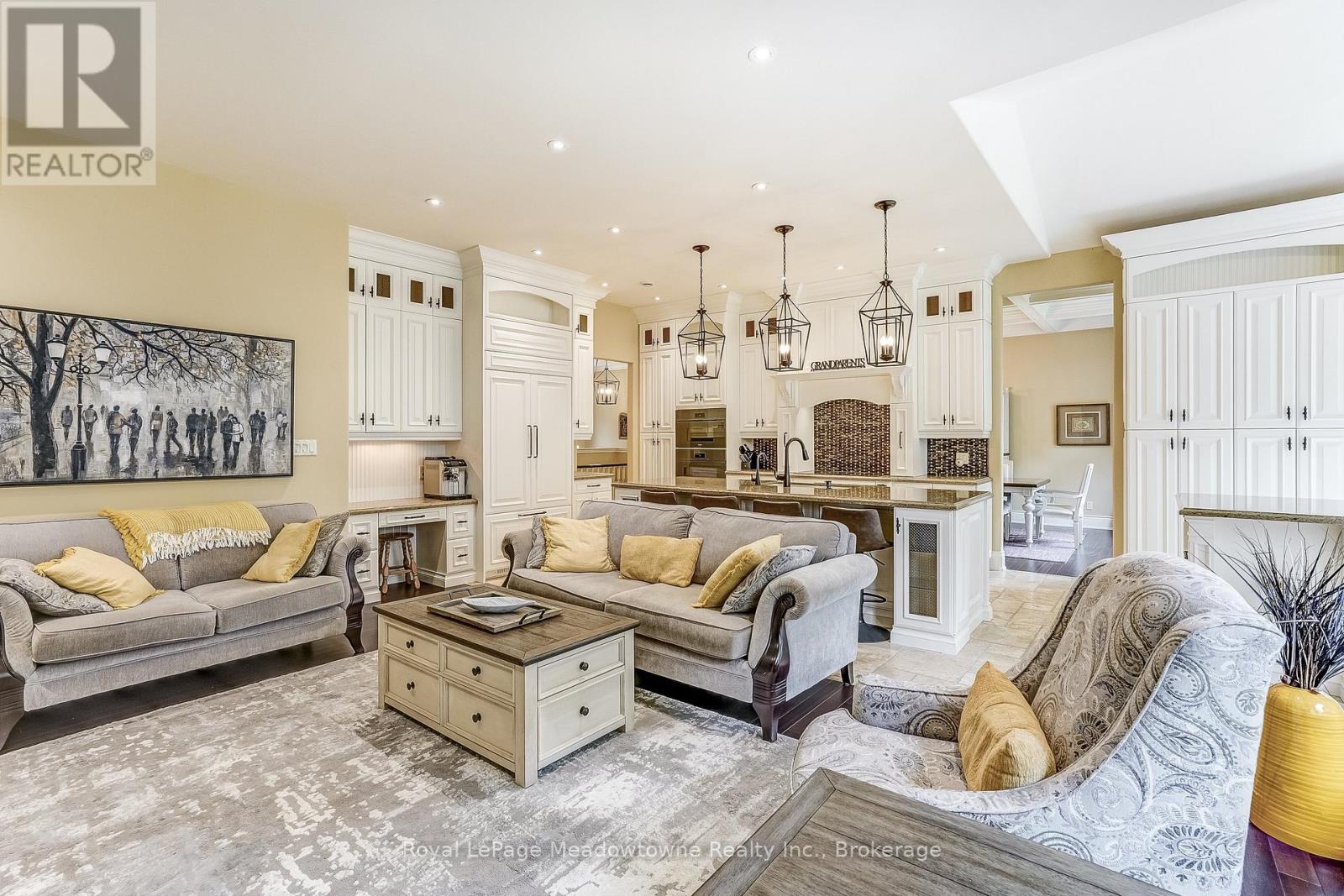 18 Parkshore Place, Hamilton, Ontario  L0R 1H1 - Photo 22 - X12486727