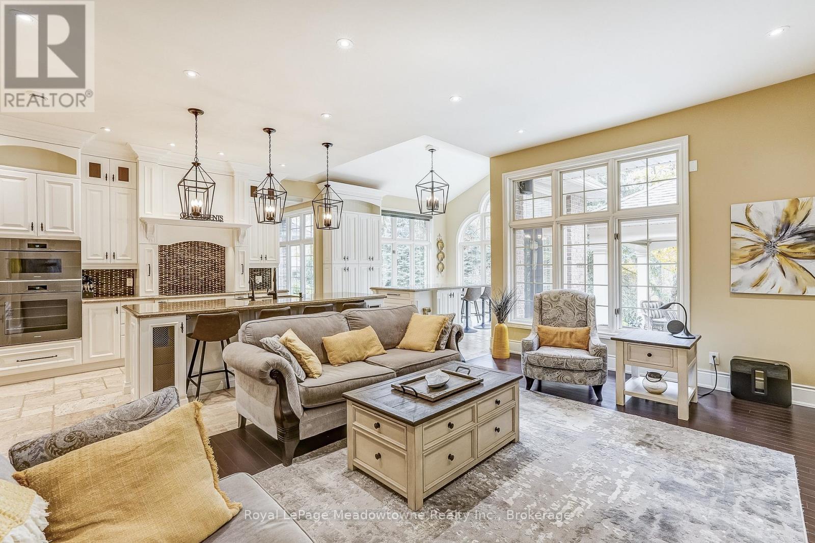 18 Parkshore Place, Hamilton, Ontario  L0R 1H1 - Photo 24 - X12486727