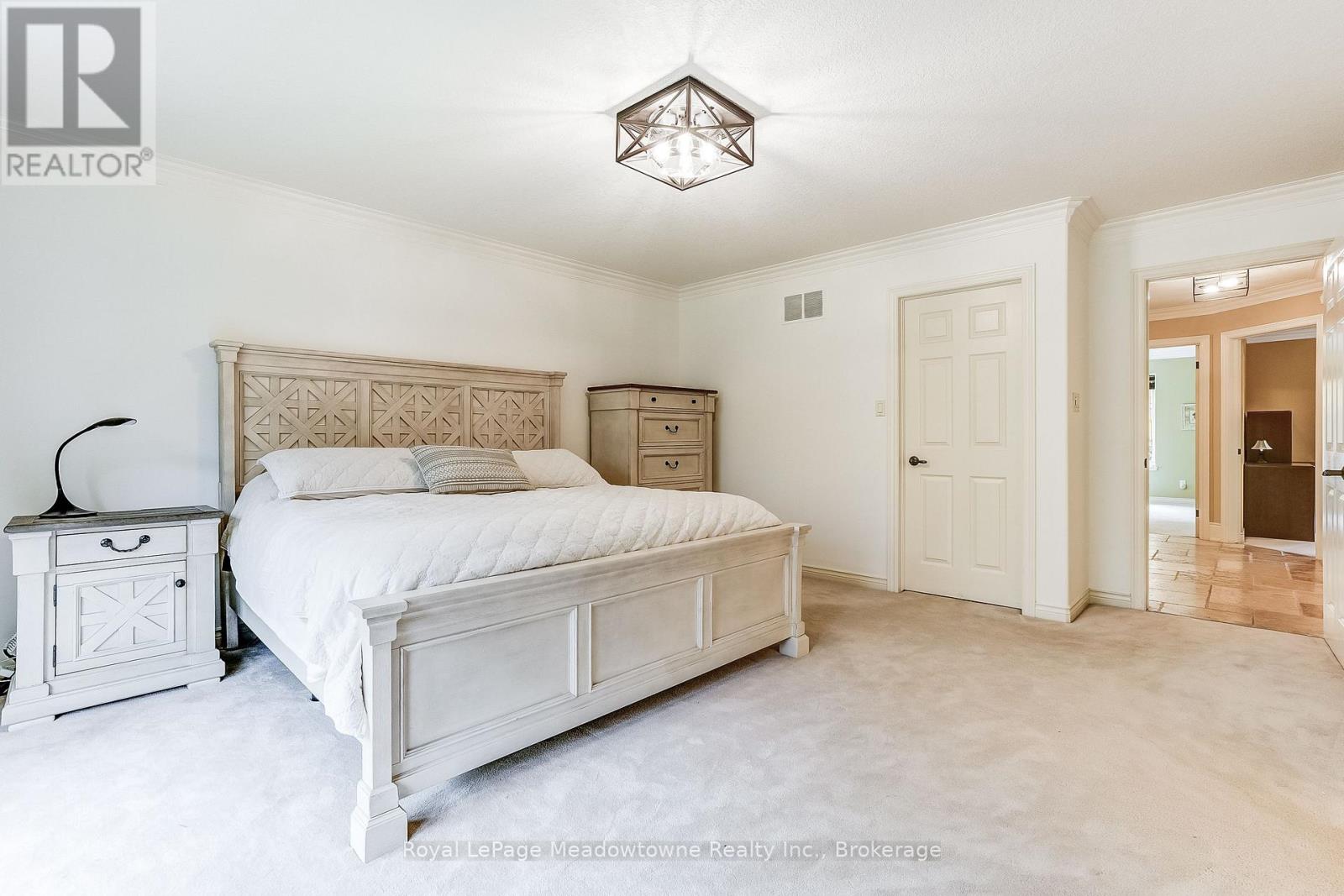 18 Parkshore Place, Hamilton, Ontario  L0R 1H1 - Photo 30 - X12486727